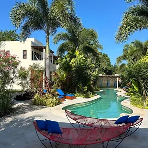 מלון Blue Palm, בקאלאר